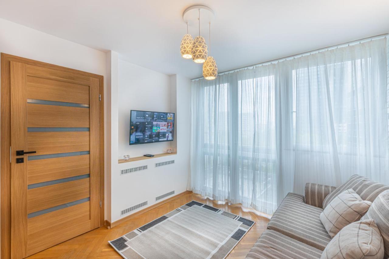 Apartment Strict Warsaw Center - Metro,Free Parking Eksteriør billede