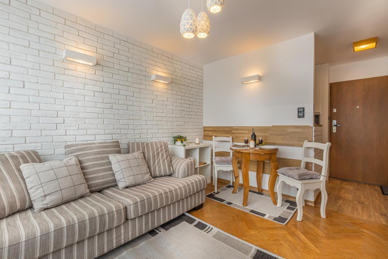 Apartment Strict Warsaw Center - Metro,Free Parking Eksteriør billede